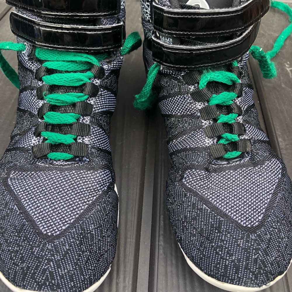 Nfinity cheer shoes